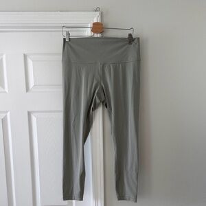 Lululemon Wunder Under High Rise Tight 25” Size 12